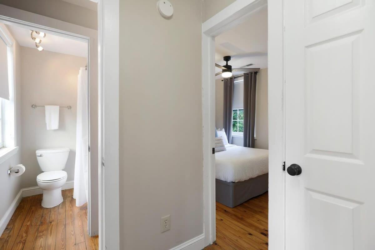 Revitalized Historical Southern Residence Charleston Exterior photo